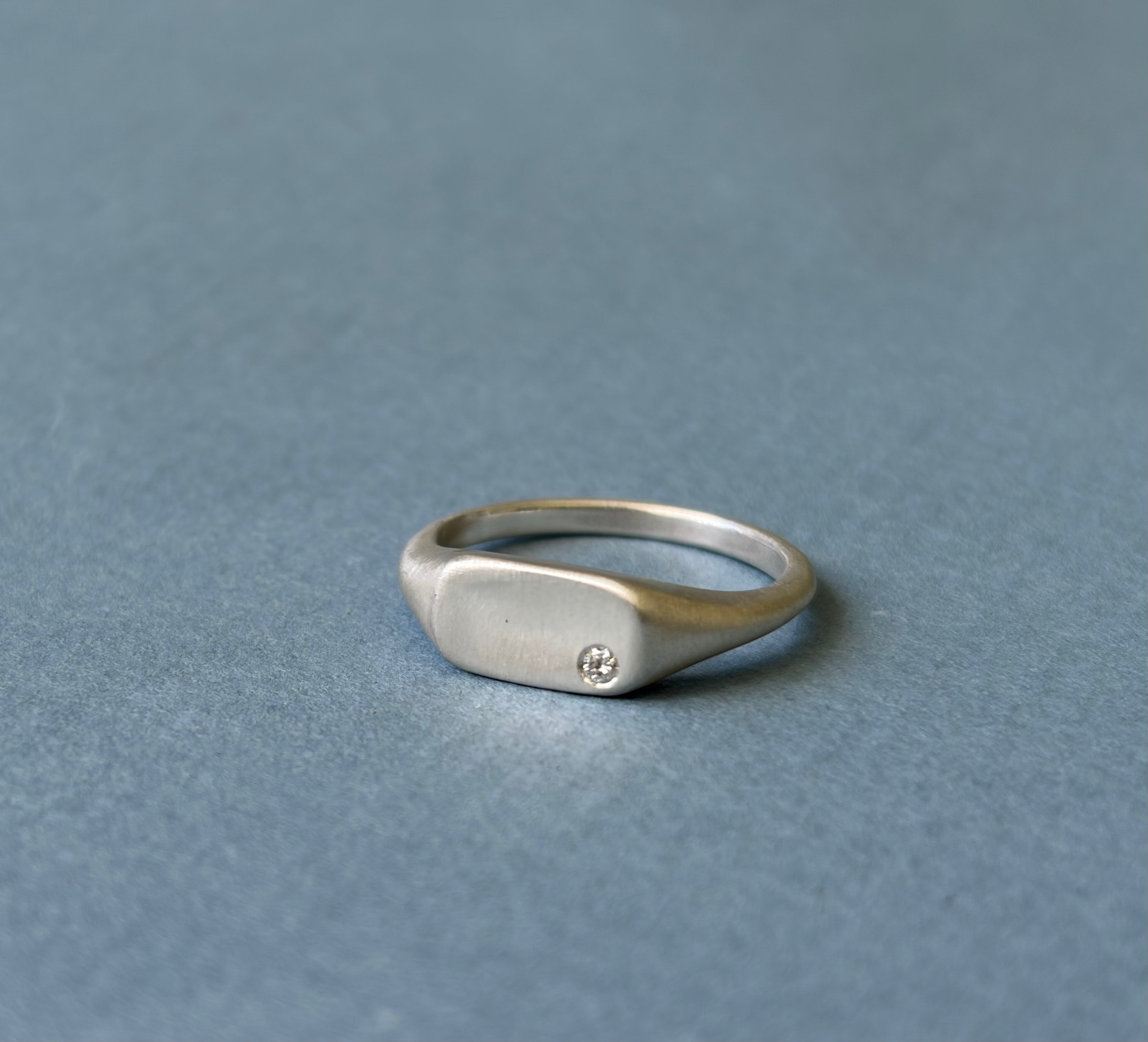 The Memory Signet, Sterling silver